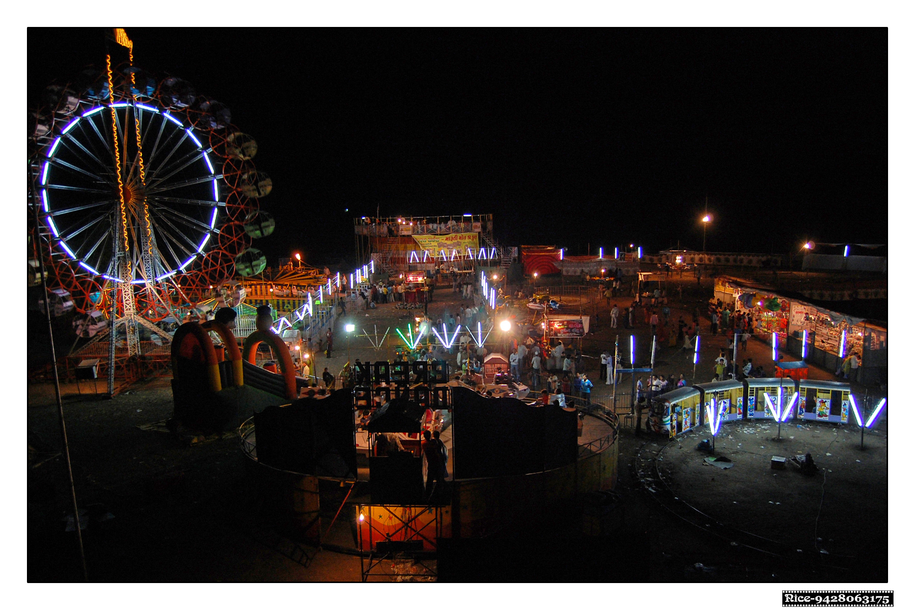 In 2007, Rotary Club Wadali successfully organized a seven-day Fun Fair, attracting a large number of visitors throughout the event. A Rotary team from Ozark, Alabama honored the fair with their presence, facilitated by the efforts of Mehulbhai from Himma