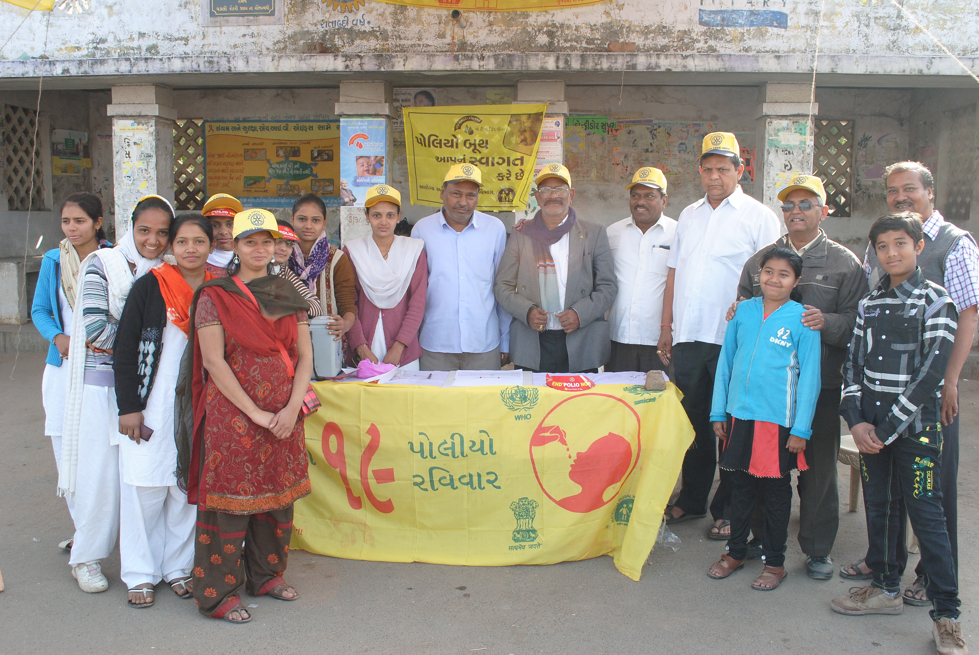 On the occasion of National Immunization Day, polio drops were administered at the polio booth set up at the Rotary Pickup Stand.