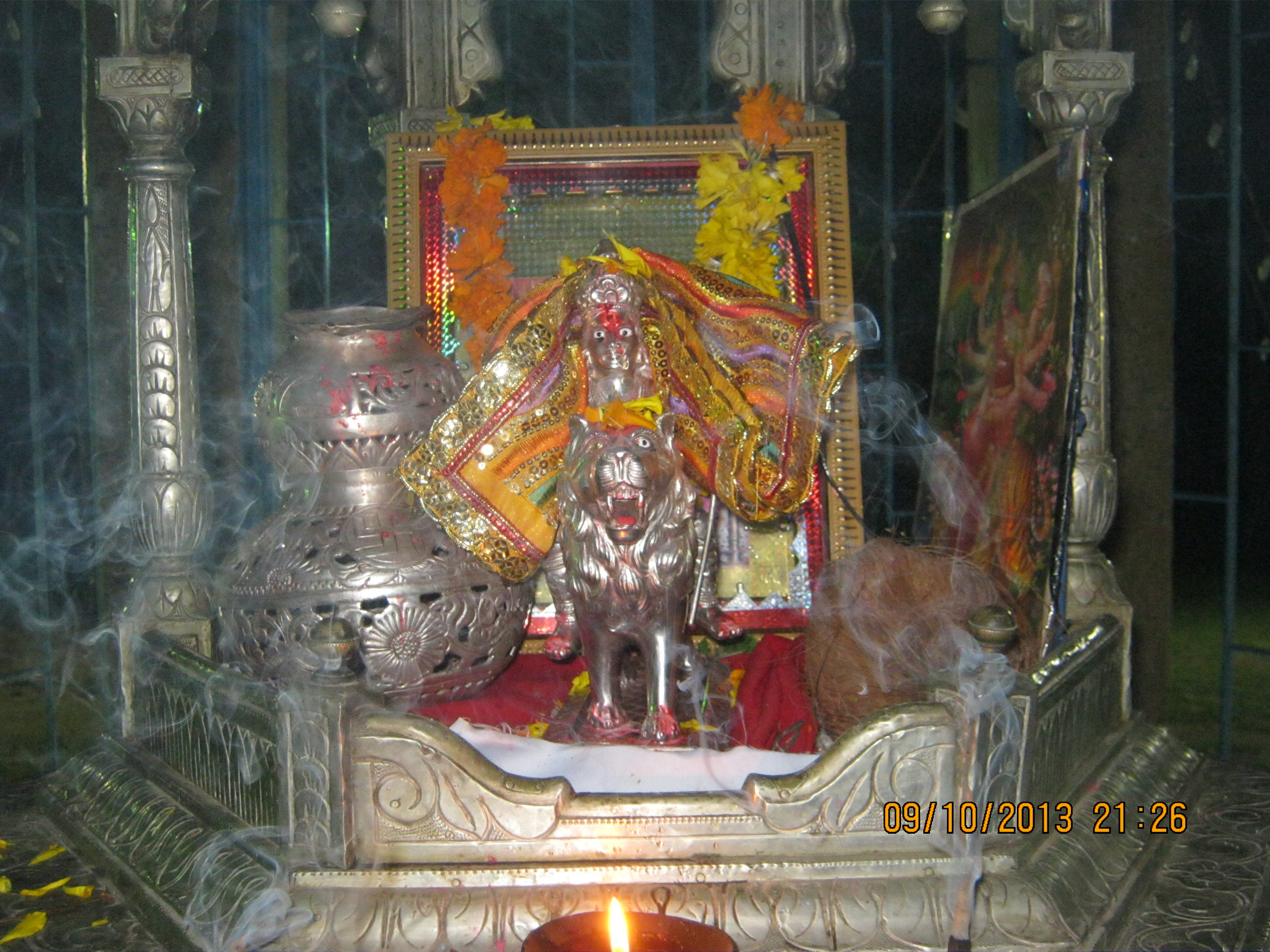 Navratri Mahotsav – Aarti at Chamunda Temple