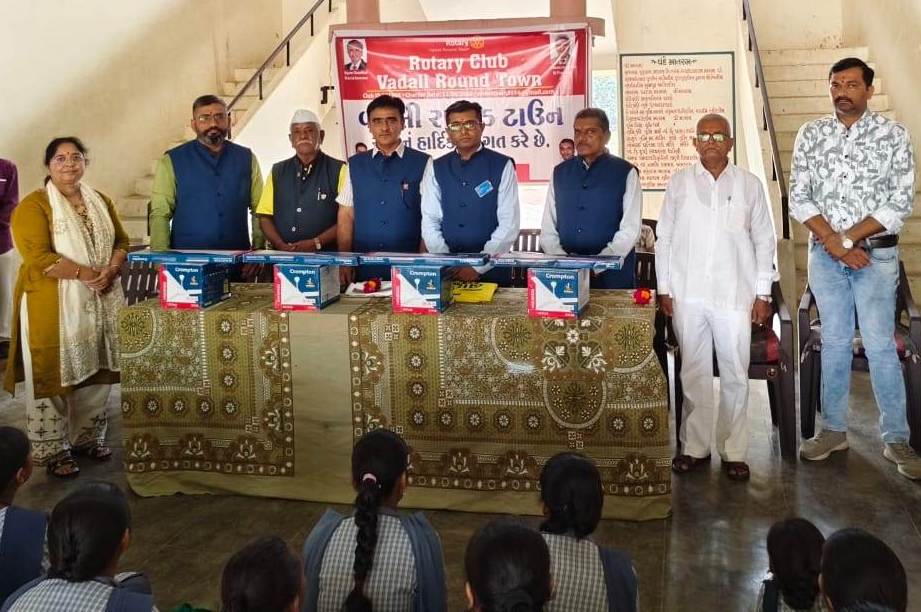 With the support of President Ajmatkhan, 27 ceiling fans were distributed to Sheth P.K. Shah Girls High School, Vadali.